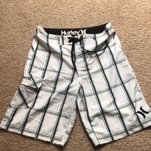Men’s Hurley shorts